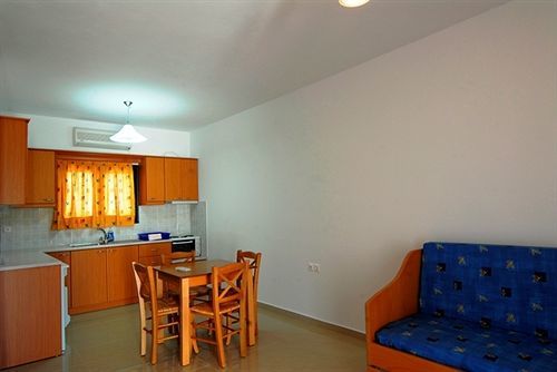 Fotini Apartments Палекастрон Екстер'єр фото